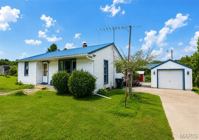 Homes for sale in Patton, MO | 10257 Hwy 72, Patton, MO 63662 | MLS# MIS26037406