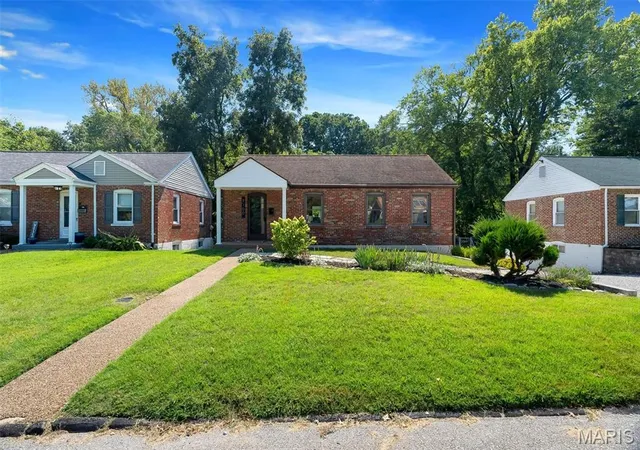 Single family home for sale at 7100 Holly Hills Ave, Saint Louis, MO 63123 | MLS# MIS26037412