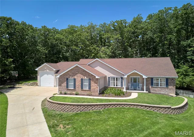 1st image of 16873 Enderbush Ln, Eureka, MO 63025 | MLS# MIS26037413