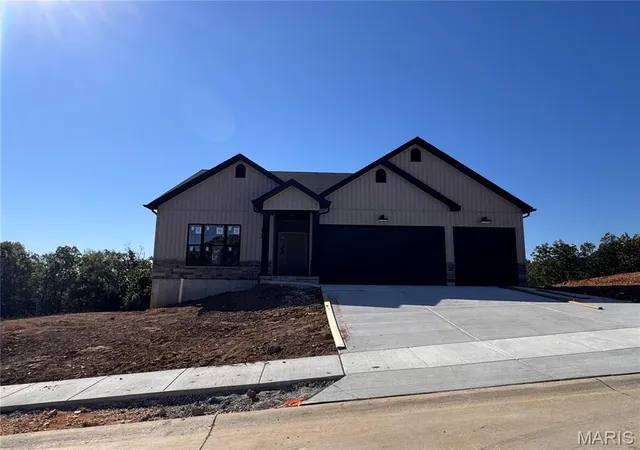 Photo 1 of Sale Pending at 738 Blake Dr, Eureka, MO 63025 | MLS# MIS26037440 | Listing updated on 2026-10-08