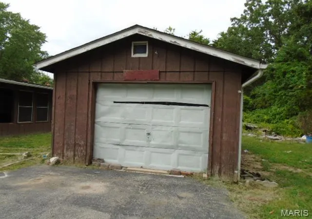 5th image of 4211 Old Rd, De Soto, MO 63020 | MLS# MIS26037456