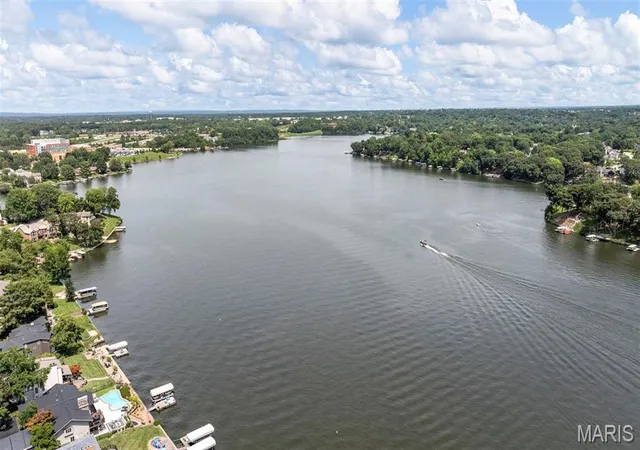 Photo 2 of Single family home for sale at 110 Antoinette Ter, Lake Saint Louis, MO 63367 | MLS# MIS26037484 | Listing updated on 2026-08-31