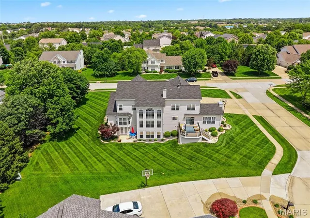 Homes for sale in Dardenne Prairie, MO | 208 Kings Mill Ct, Dardenne Prairie, MO 63368 | MLS# MIS26037494