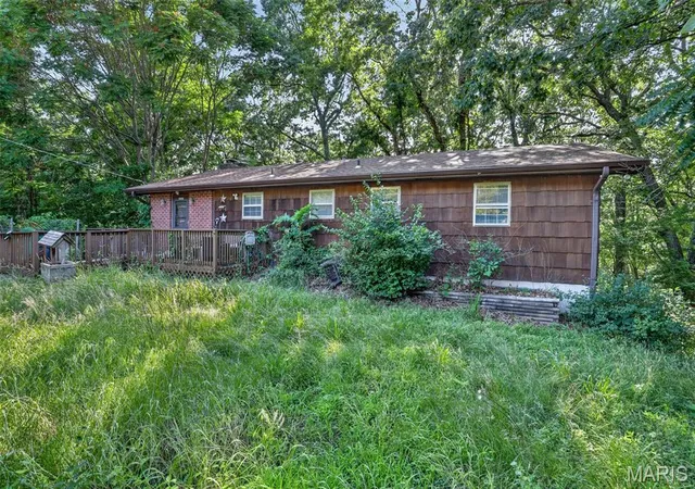 Homes for sale in Arnold, MO | 2161 Jean Dr, Arnold, MO 63010 | MLS# MIS26037499