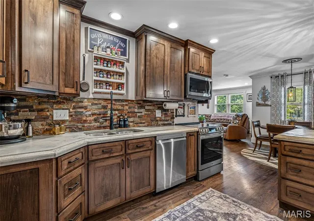 Photo 4 of Single family home for sale at 15283 Us Hwy 61, Sainte Genevieve, MO 63670 | MLS# MIS26037544 | Listing updated on 2026-09-25