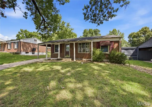 Photo 1 of Single family home for sale at 1745 Foley Dr, St Louis, MO 63136 | MLS# MIS26037550 | Listing updated on 2026-10-14