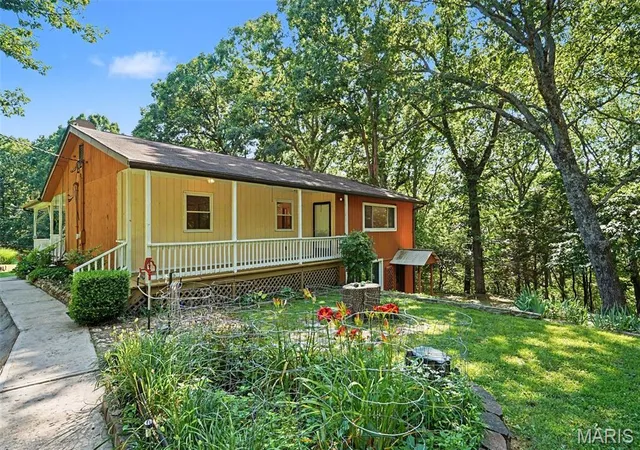 Homes for sale in House Springs, MO | 5072 Oak Tree Ln, House Springs, MO 63051 | MLS# MIS26037571