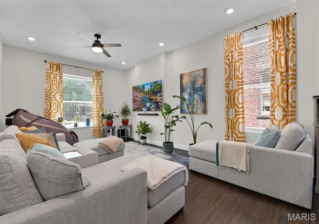 Photo 4 of Single family home for sale at 4033 Cleveland Ave, St Louis, MO 63110 | MLS# MIS26037573 | Listing updated on 2026-10-14