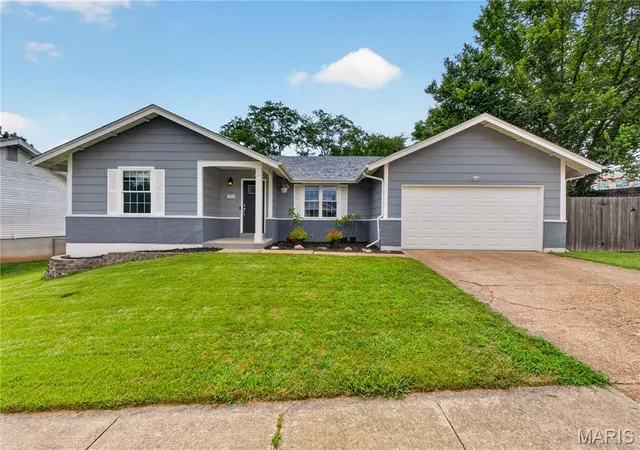 1st image of 703 Wagon Ridge Dr, Fenton, MO 63026 | MLS# MIS26037574