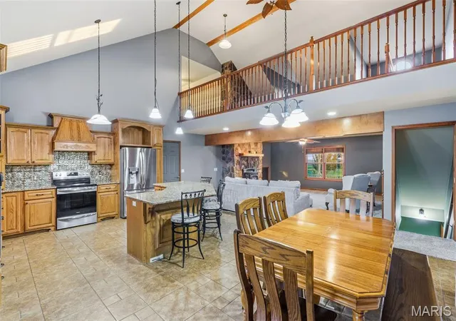3rd image of 30998 Gifford Trail, La Plata, MO 63549 | MLS# MIS26037579