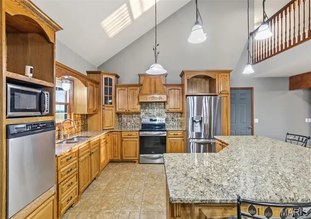 4th image of 30998 Gifford Trail, La Plata, MO 63549 | MLS# MIS26037579
