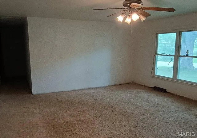 Homes for sale in Salem, MO | 805 Phillips Ave, Salem, MO 65560 | MLS# MIS26037587