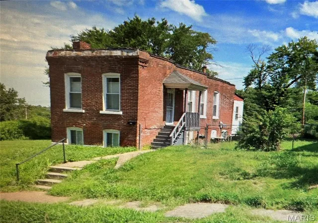 Single family home for sale at 4463 Bessie Ave, Saint Louis, MO 63115 | MLS# MIS26037612 | Listing updated on 2026-08-02