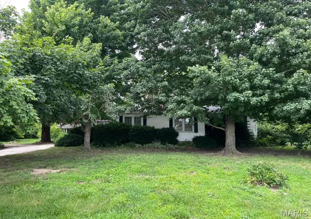 Homes for sale in Jerseyville, IL | 28986 Delhi Rd, Jerseyville, IL 62052 | MLS# MIS26037630