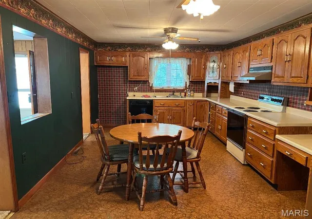 Homes for sale in Jerseyville, IL | 28986 Delhi Rd, Jerseyville, IL 62052 | MLS# MIS26037630