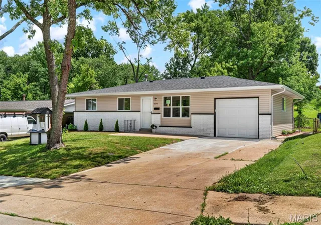 Homes for sale in St John, MO | 8630 North Ave, St John, MO 63114 | MLS# MIS26037645