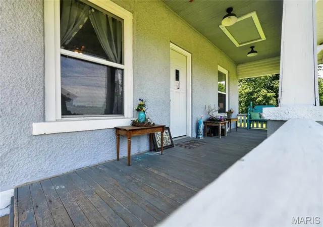 Homes for sale in Wilsonville, IL | 105 Helmuth, Wilsonville, IL 62093 | MLS# MIS26037649