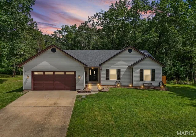 1st image of 4363 Jefferson Dr, Hillsboro, MO 63050 | MLS# MIS26037666