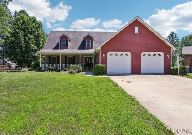 Homes for sale in Bethalto, IL | 2 Bradford Pl, Bethalto, IL 62010 | MLS# MIS26037670
