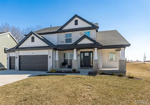 Homes for sale in Lake Saint Louis, MO | 310 Osprey Ct, Lake Saint Louis, MO 63367 | MLS# MIS26037717