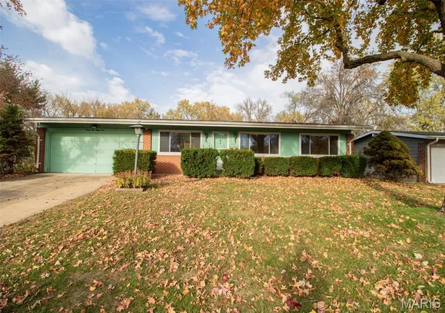1st image of 2385 Palomino Ln, Florissant, MO 63033 | MLS# MIS26037721