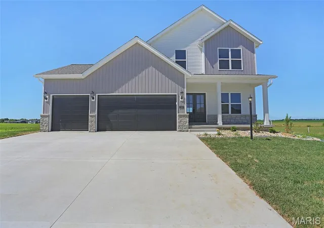 Photo 1 of Single family home for sale at 7207 Raleigh Dr, Glen Carbon, IL 62034 | MLS# MIS26037742 | Listing updated on 2026-09-14