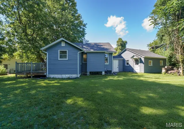 Photo 4 of Single family home for sale at 9 Lindauer Pl, Belleville, IL 62226 | MLS# MIS26037744 | Listing updated on 2026-09-28