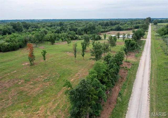 Homes for sale in Perry, MO | 7 Halyon Estates, Perry, MO 63462 | MLS# MIS26037756