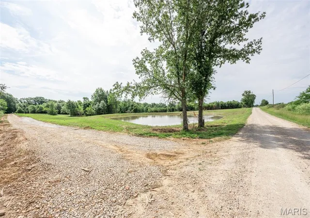 Homes for sale in Perry, MO | 8 Halyon Estates, Perry, MO 63462 | MLS# MIS26037766