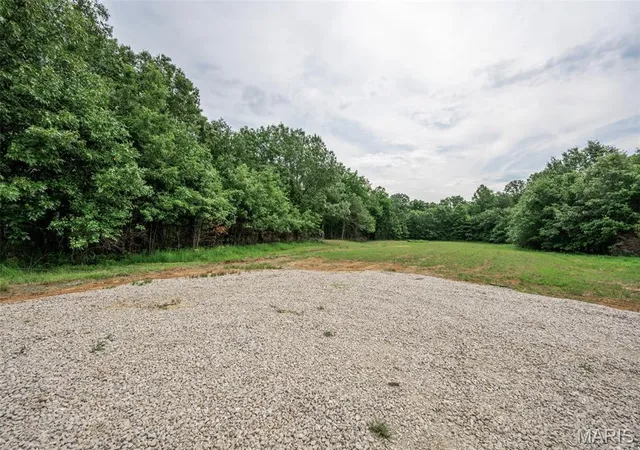 Homes for sale in Perry, MO | 16 Halyon Estates, Perry, MO 63462 | MLS# MIS26037772