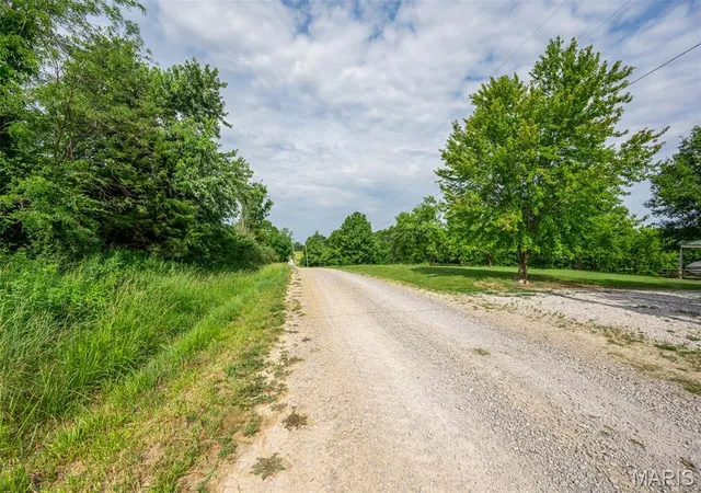 Homes for sale in Perry, MO | 17 Halyon Estates, Perry, MO 63462 | MLS# MIS26037774