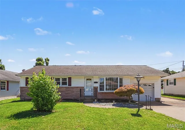 1st image of 250 Monterey Dr, Florissant, MO 63031 | MLS# MIS26037775