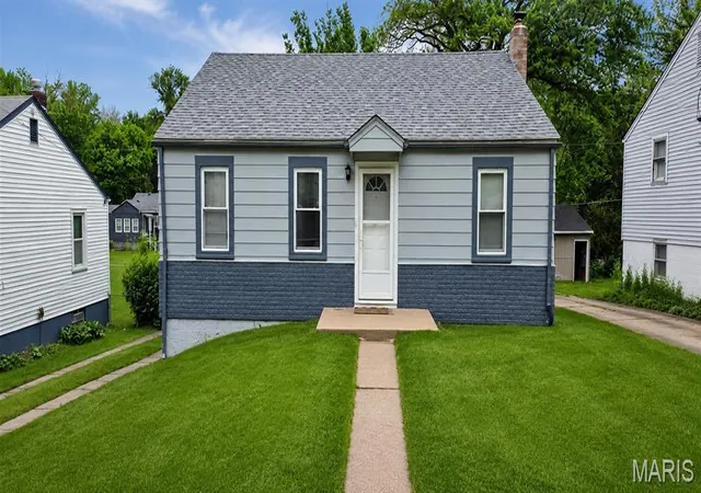 Homes for sale in Ferguson, MO | 511 Averill Ave, Ferguson, MO 63135 | MLS# MIS26037778