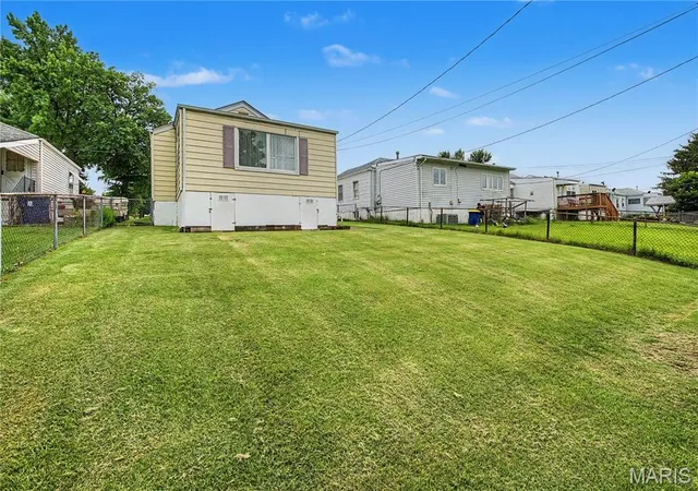 Homes for sale in Saint Ann, MO | 10725 Saint Lawrence Ln, Saint Ann, MO 63074 | MLS# MIS26037796