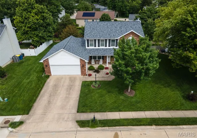 Photo 2 of Single family home for sale at 2707 Cabin Creek Ct, Edwardsville, IL 62025 | MLS# MIS26037840 | Listing updated on 2026-07-20