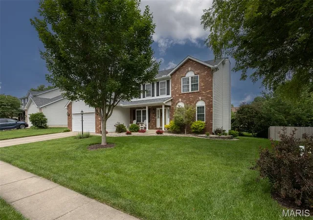 Photo 3 of Single family home for sale at 2707 Cabin Creek Ct, Edwardsville, IL 62025 | MLS# MIS26037840 | Listing updated on 2026-07-20