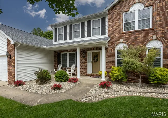 Photo 4 of Single family home for sale at 2707 Cabin Creek Ct, Edwardsville, IL 62025 | MLS# MIS26037840 | Listing updated on 2026-07-20
