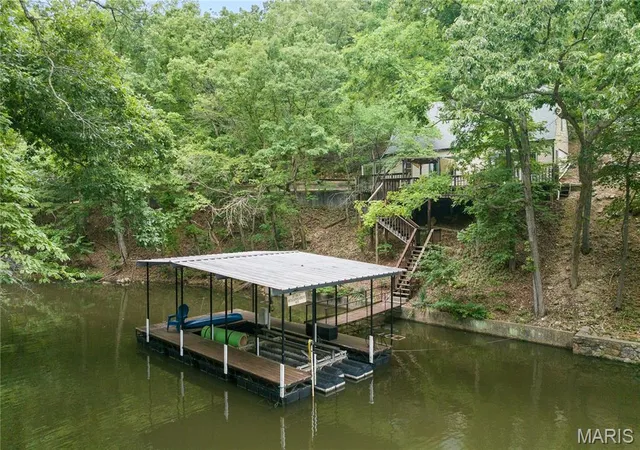 Homes for sale in Sunrise Beach, MO | 483 Old Sunrise Acres Rd, Sunrise Beach, MO 65079 | MLS# MIS26037842