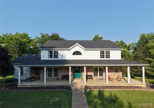 1st image of 4 Hahn Estate Rd, Winfield, MO 63389 | MLS# MIS26037844