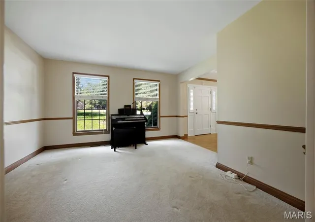 Photo 3 of Single family home for sale at 1148 Black Forest Dr, St Charles, MO 63301 | MLS# MIS26037846 | Listing updated on 2026-09-08