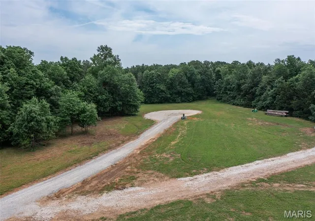Homes for sale in Perry, MO | 25 Halyon Estates, Perry, MO 63462 | MLS# MIS26037850