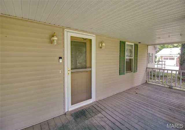 Homes for sale in Carlinville, IL | 420 Ellison St, Carlinville, IL 62626 | MLS# MIS26037855