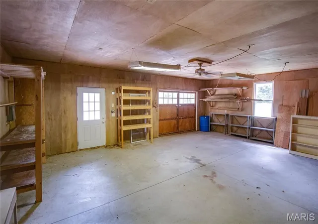 Homes for sale in Carlinville, IL | 420 Ellison St, Carlinville, IL 62626 | MLS# MIS26037855