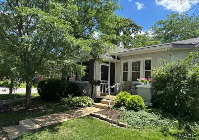 Homes for sale in Kirkwood, MO | 524 Goethe Ave, Kirkwood, MO 63122 | MLS# MIS26037859