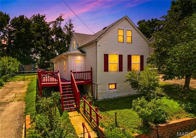 1st image of 210 Horn Ave, St Louis, MO 63125 | MLS# MIS26037870