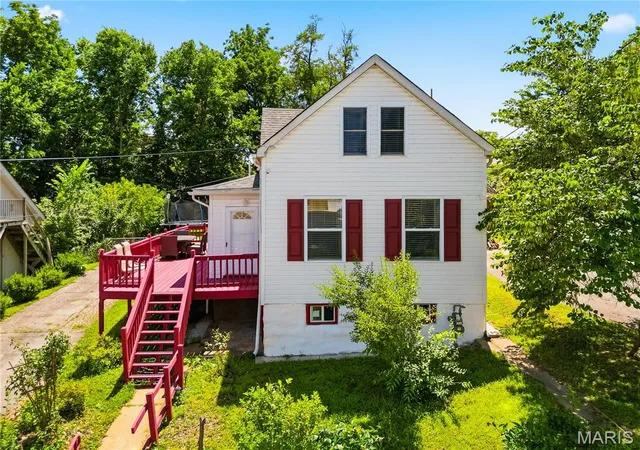 2nd image of 210 Horn Ave, St Louis, MO 63125 | MLS# MIS26037870