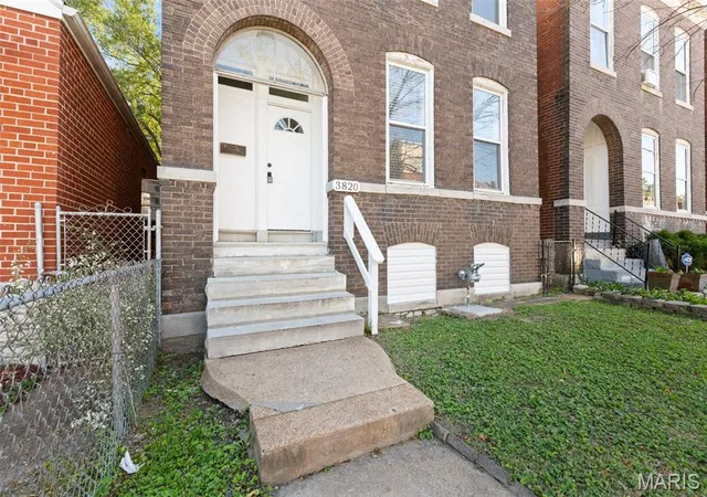 Photo 3 of Single family home for sale at 3820 Iowa Ave, St Louis, MO 63118 | MLS# MIS26037892 | Listing updated on 2026-08-28