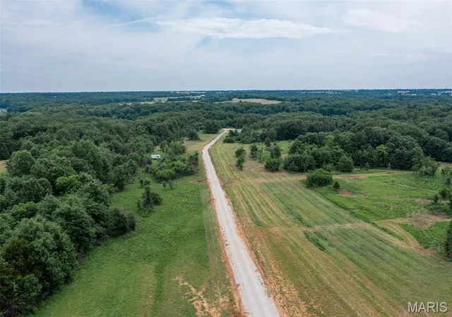 Homes for sale in Perry, MO | 27 Halyon Estates, Perry, MO 63462 | MLS# MIS26037895