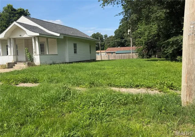 Photo 19 of Single family home for sale at 704 S Main St, Campbell, MO 63933 | MLS# MIS26037899 | Listing updated on 2026-09-02