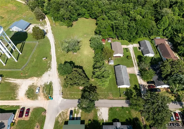 Homes for sale in Steelville, MO | 431 Hickory St, Steelville, MO 65565 | MLS# MIS26037900